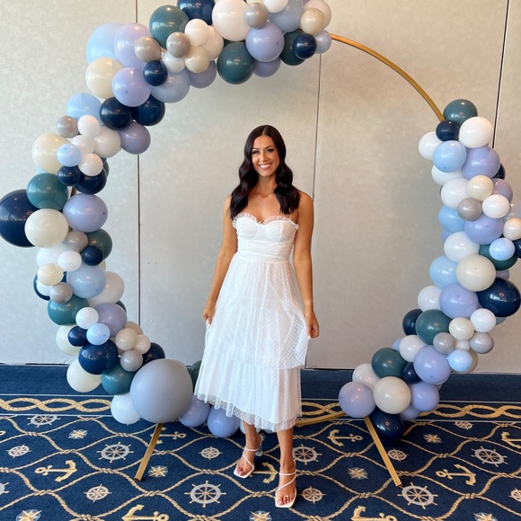 Lulus Dresses & Skirts - White lulus bridal shower midi dress